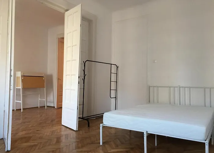 Calea Mosilor Vintage Minimalist 4 דירה *
