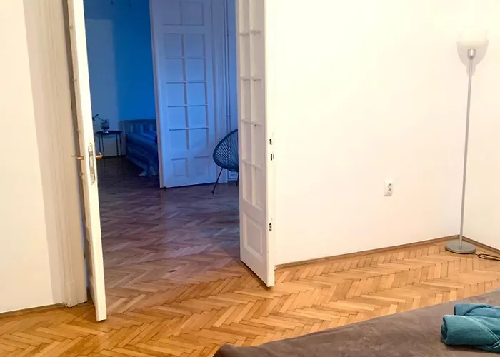 דירה Calea Mosilor Vintage Minimalist 4