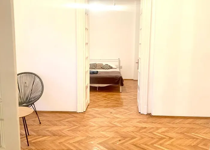 דירה Calea Mosilor Vintage Minimalist 4 בוקרשט