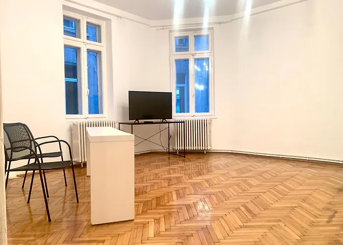 Calea Mosilor Vintage Minimalist 4 * בוקרשט